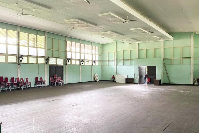 AULA MERANTI 4